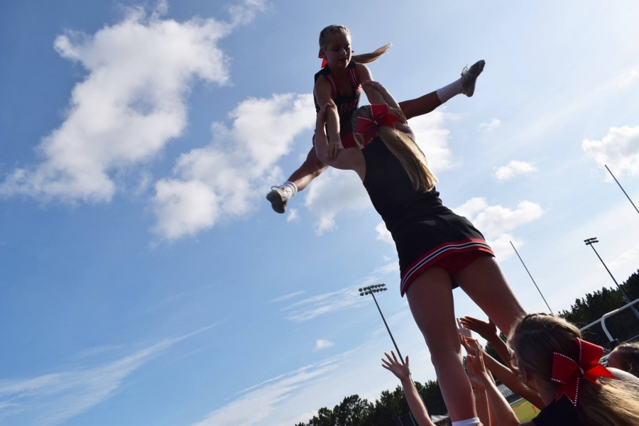 Sideline Cheer – Creekside Athletics